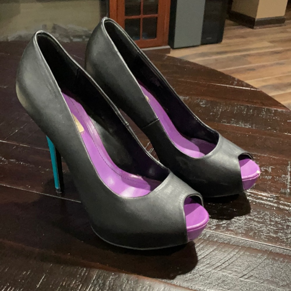 Jennifer Lopez Pumps